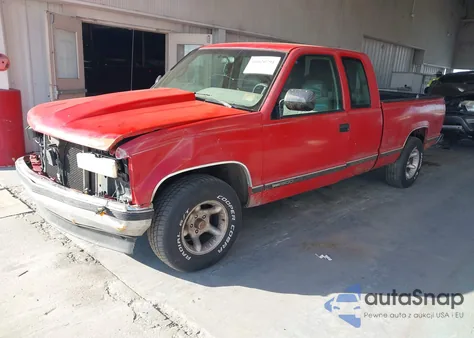 1995 GMC Sierra C1500 z USA, uszkodzony, nr VIN 2GTEC19H9S1586197